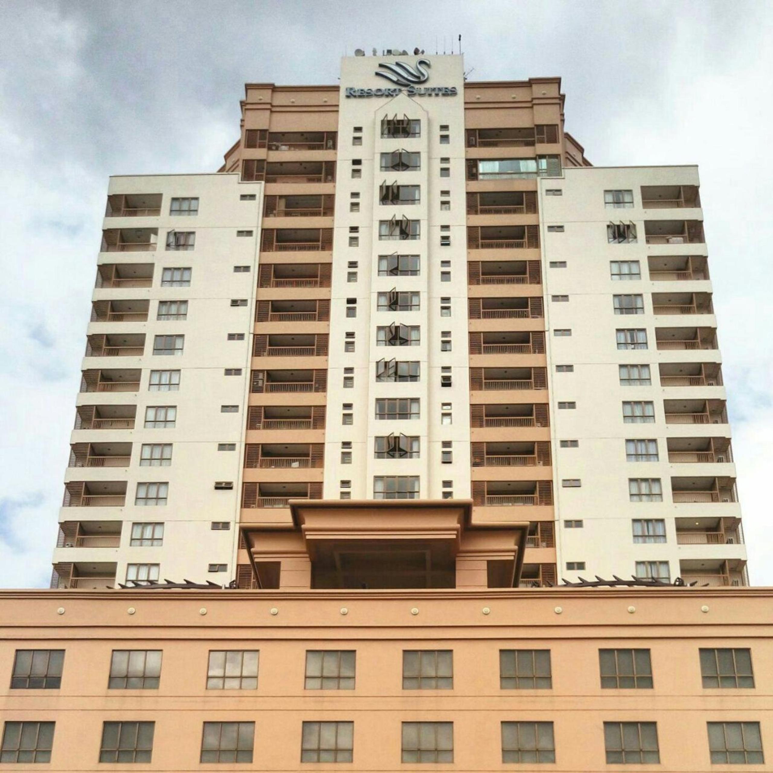 W Studio Resort Suites photo 1