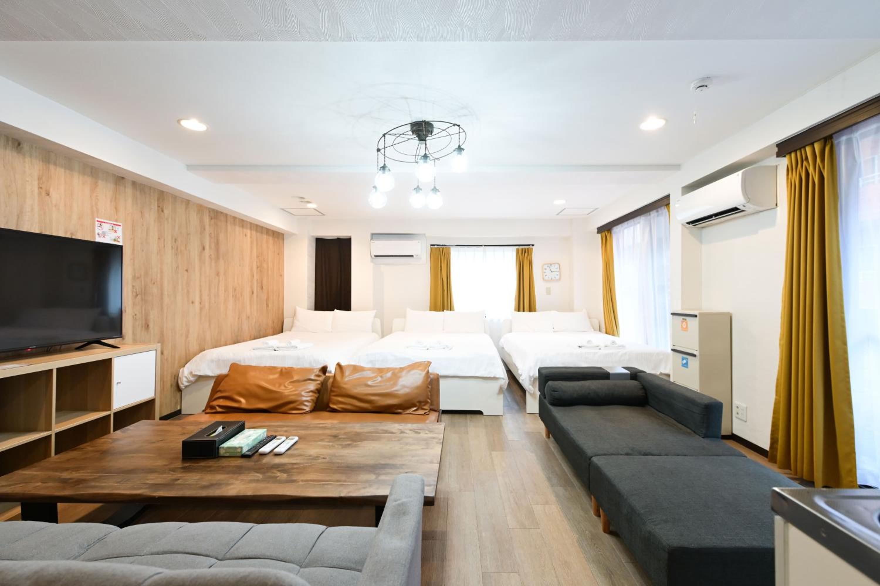 Shinjuku family apartment