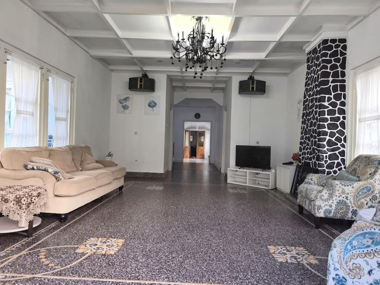 Villa Narendra Yogyakarta