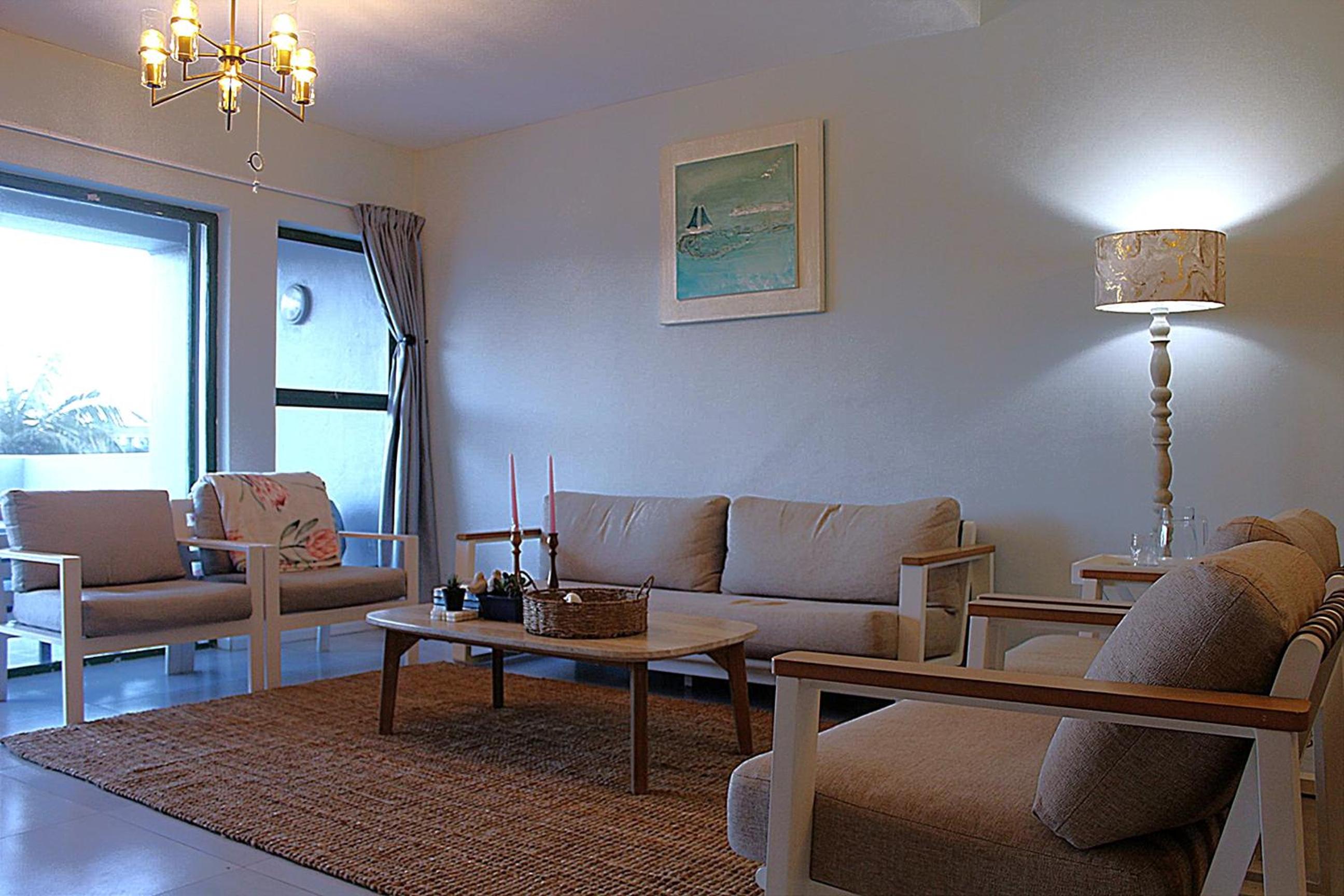 The Waves Beachfront Stay - Gleneagles
