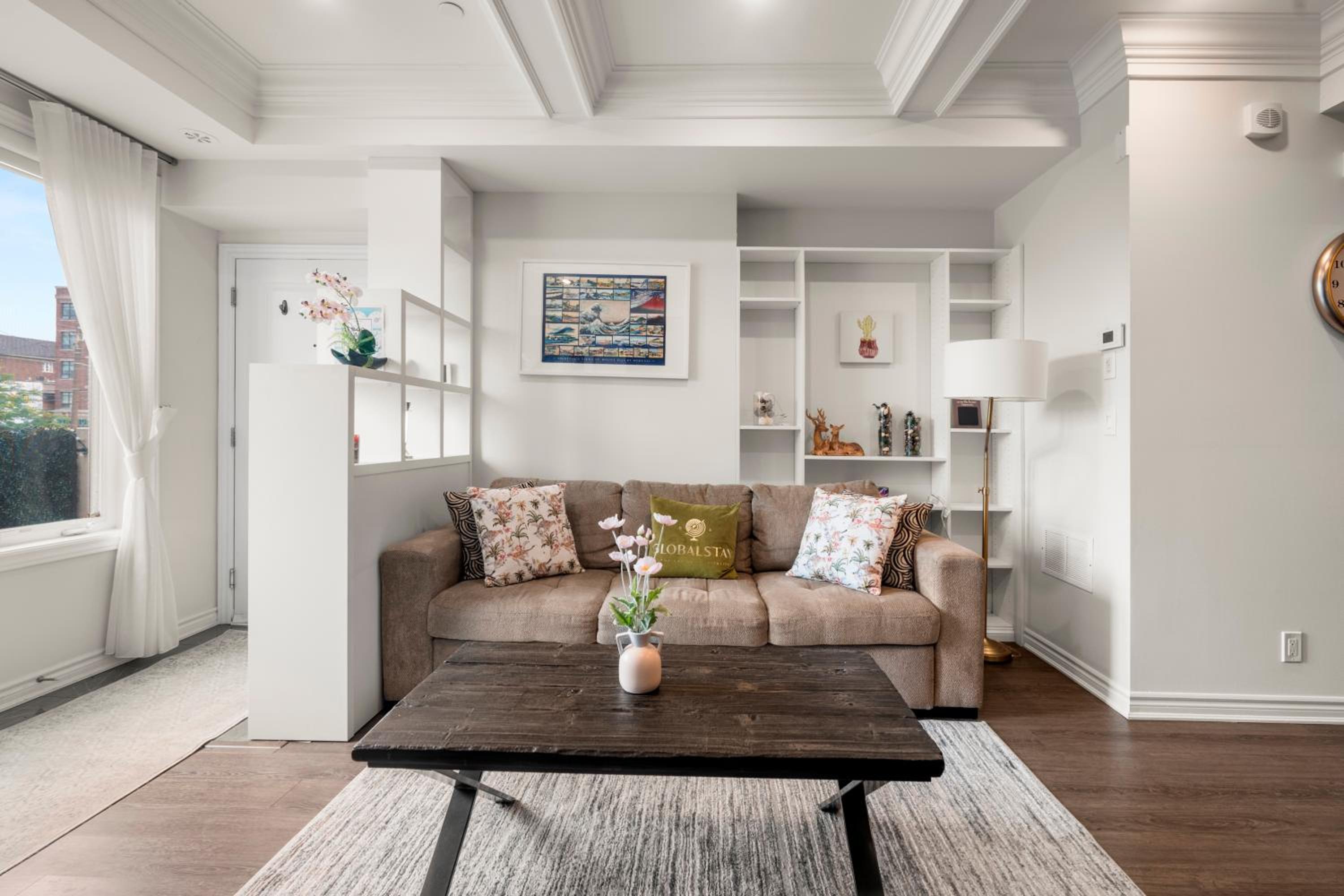 Luxury Etobicoke Townhouse Minutes Away from Waterfront