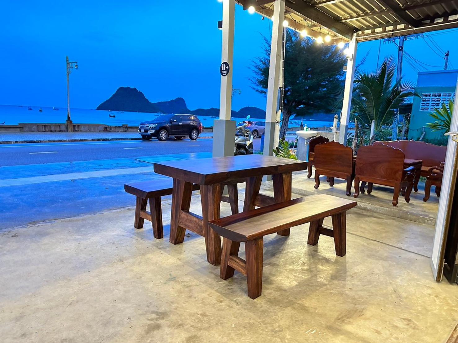 Hostel 126 Cafe' & Bar