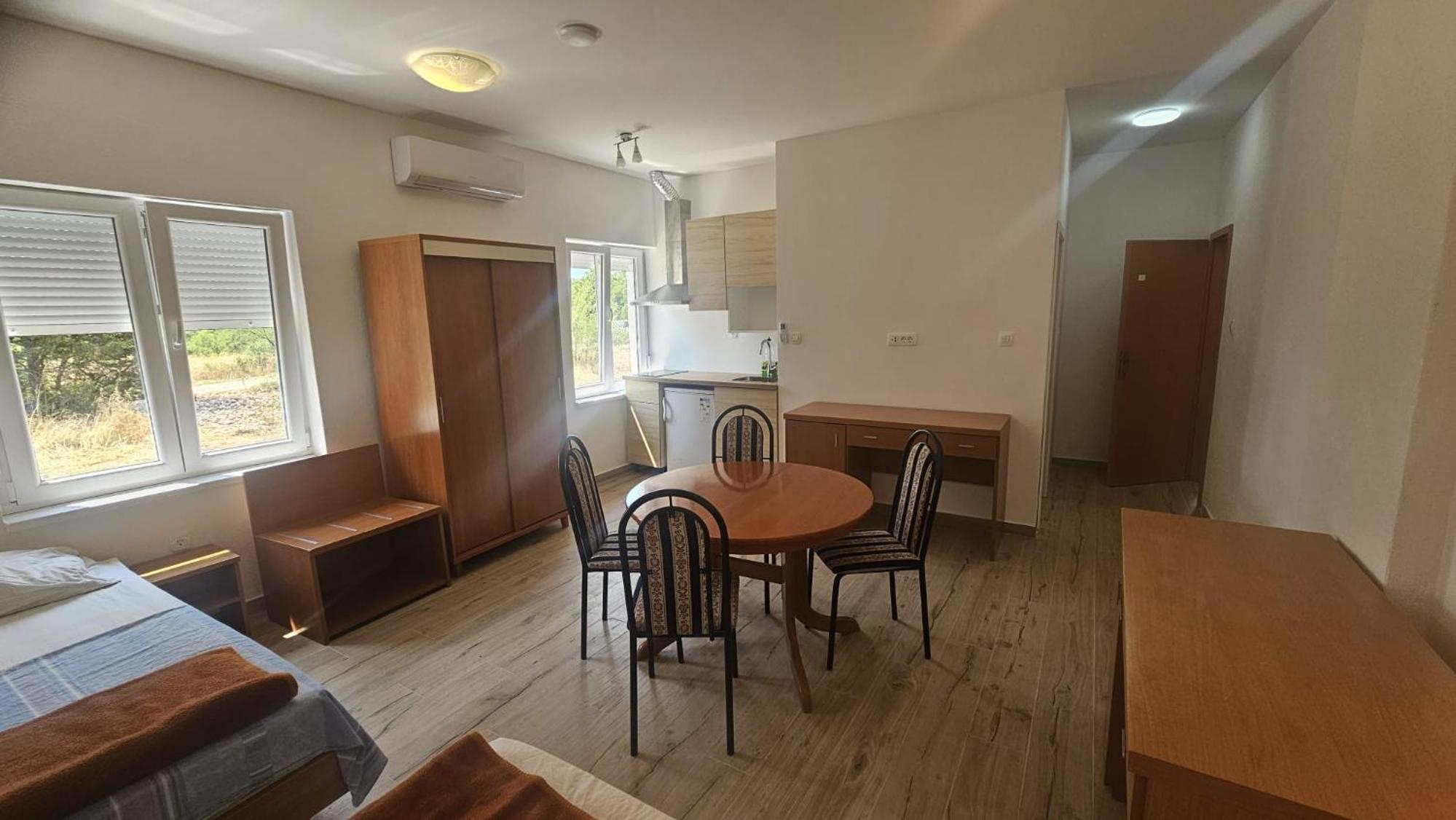 Crvenkapica apartments