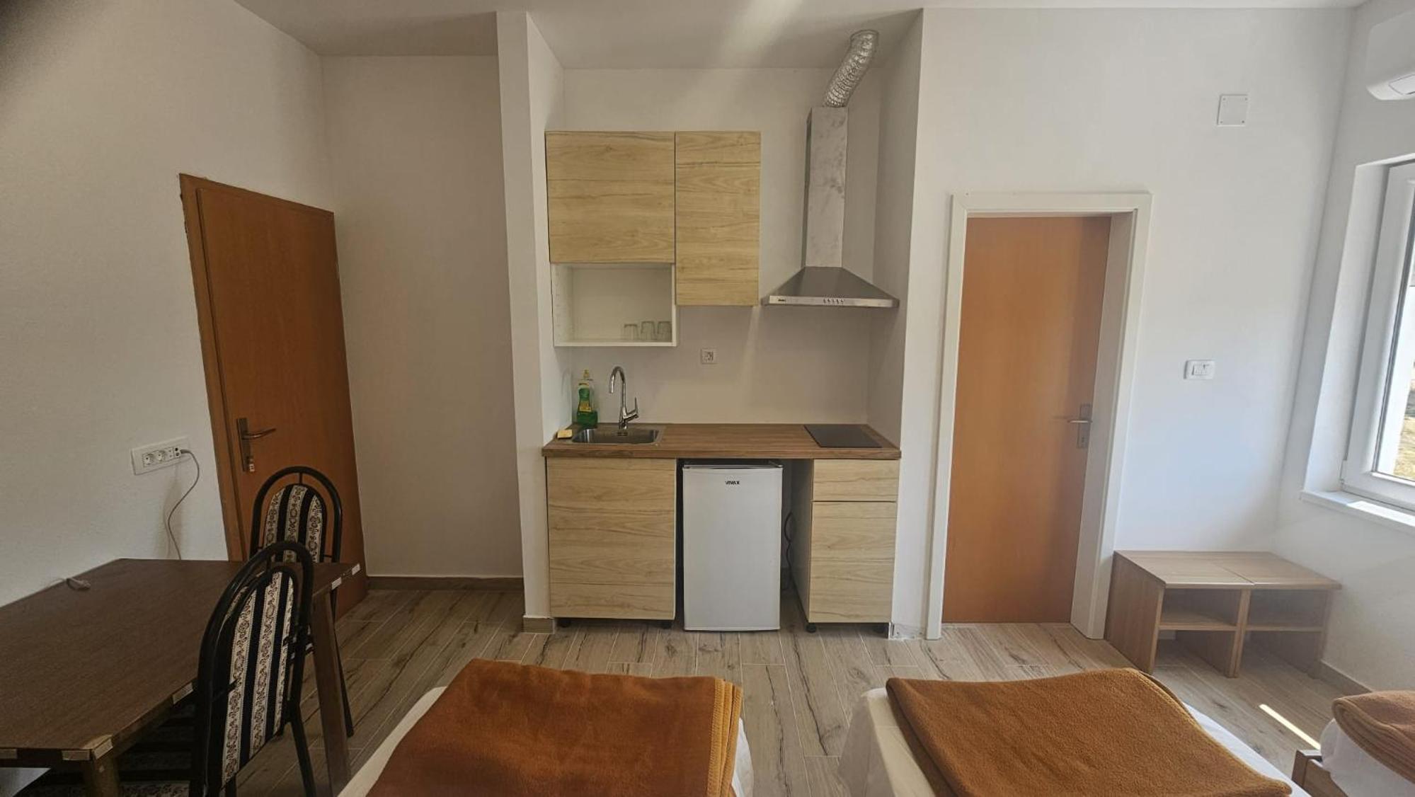 Crvenkapica apartments