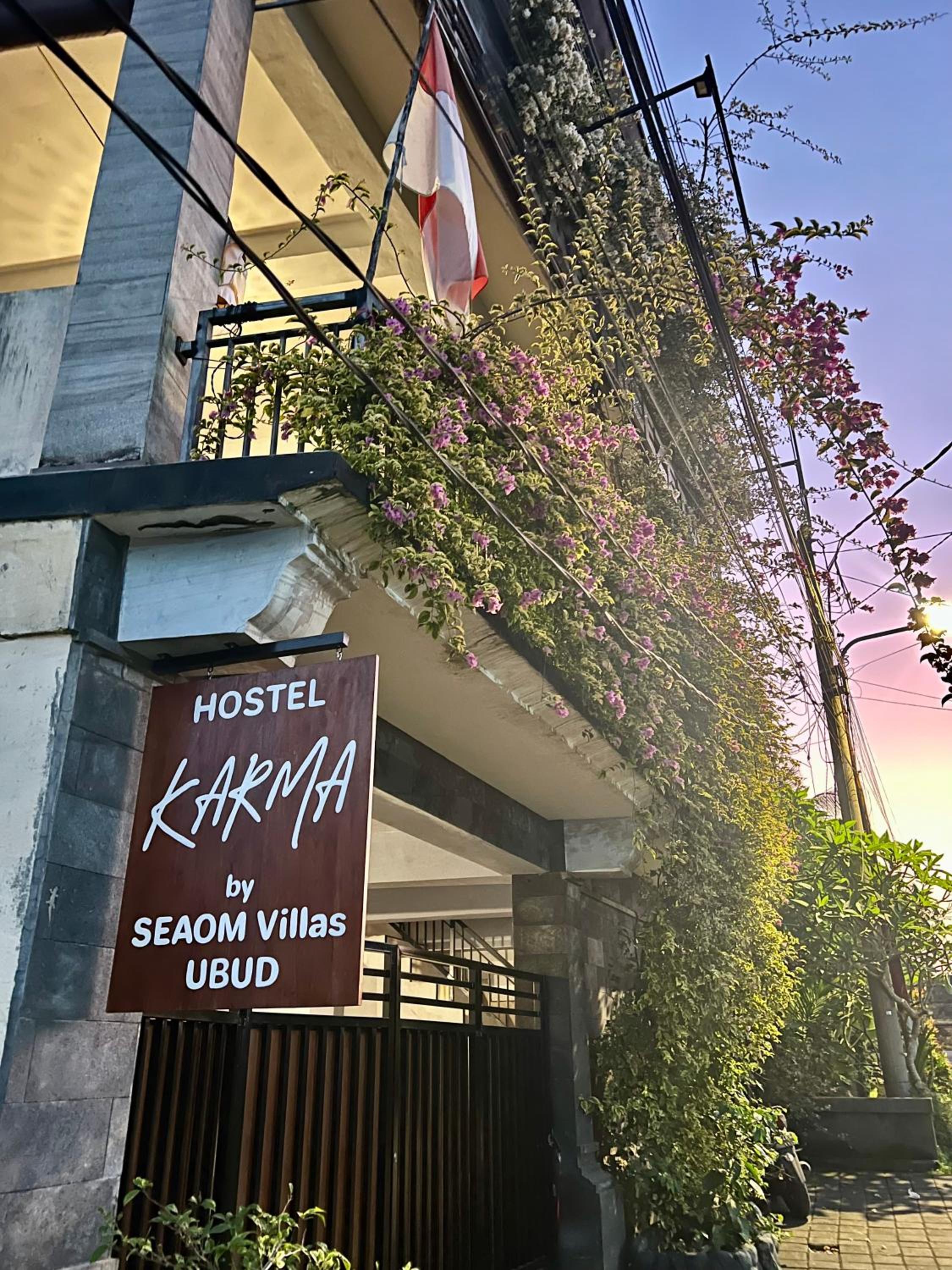 Hostel KARMA by SEAOM Villas