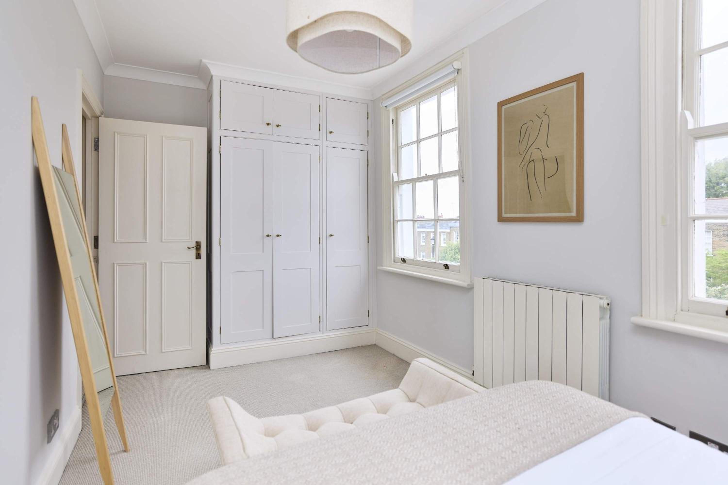 Regent's Park Mews - 4-Bed with Patio