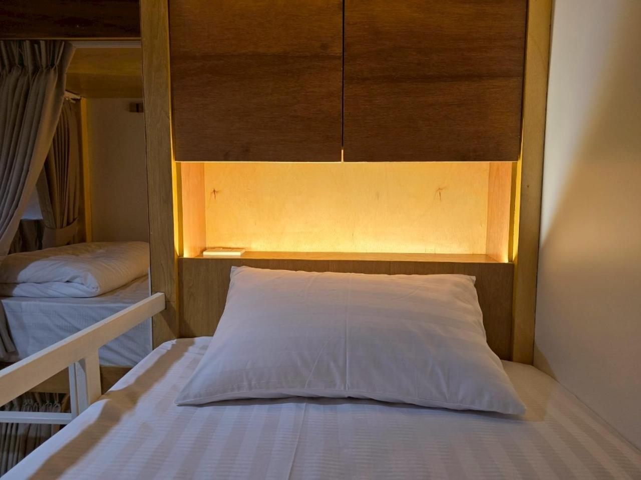 Inn De Sea - Hostel Bangkok Rambuttri Village Khaosan Area