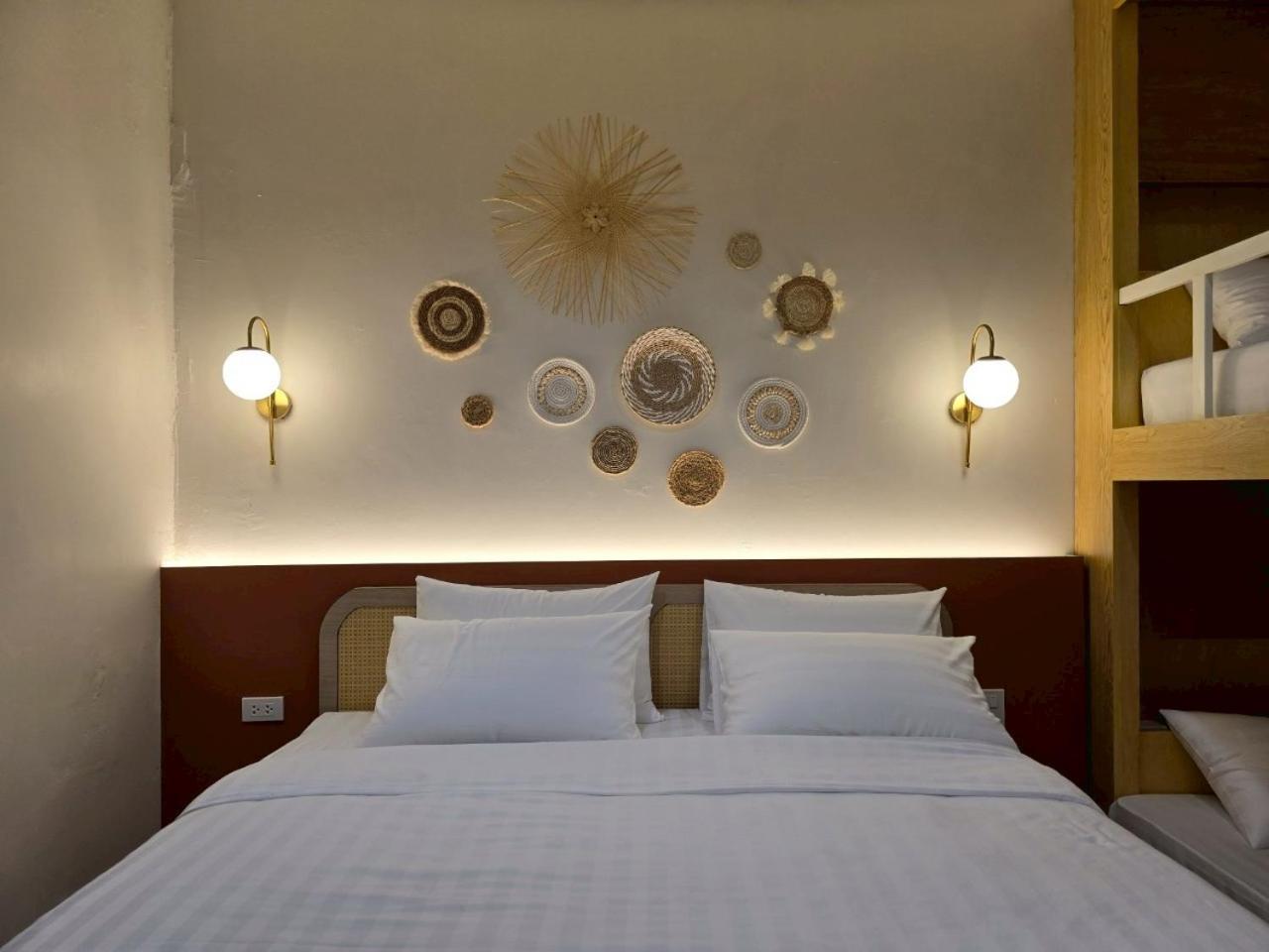 Inn De Sea - Hostel Bangkok Rambuttri Village Khaosan Area
