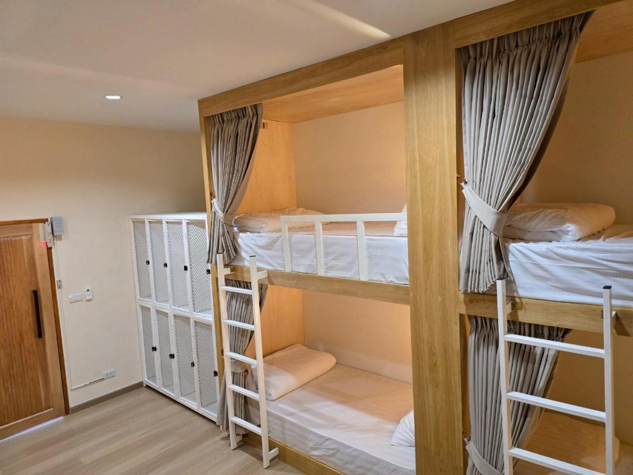 Inn De Sea - Hostel Bangkok Rambuttri Village Khaosan Area