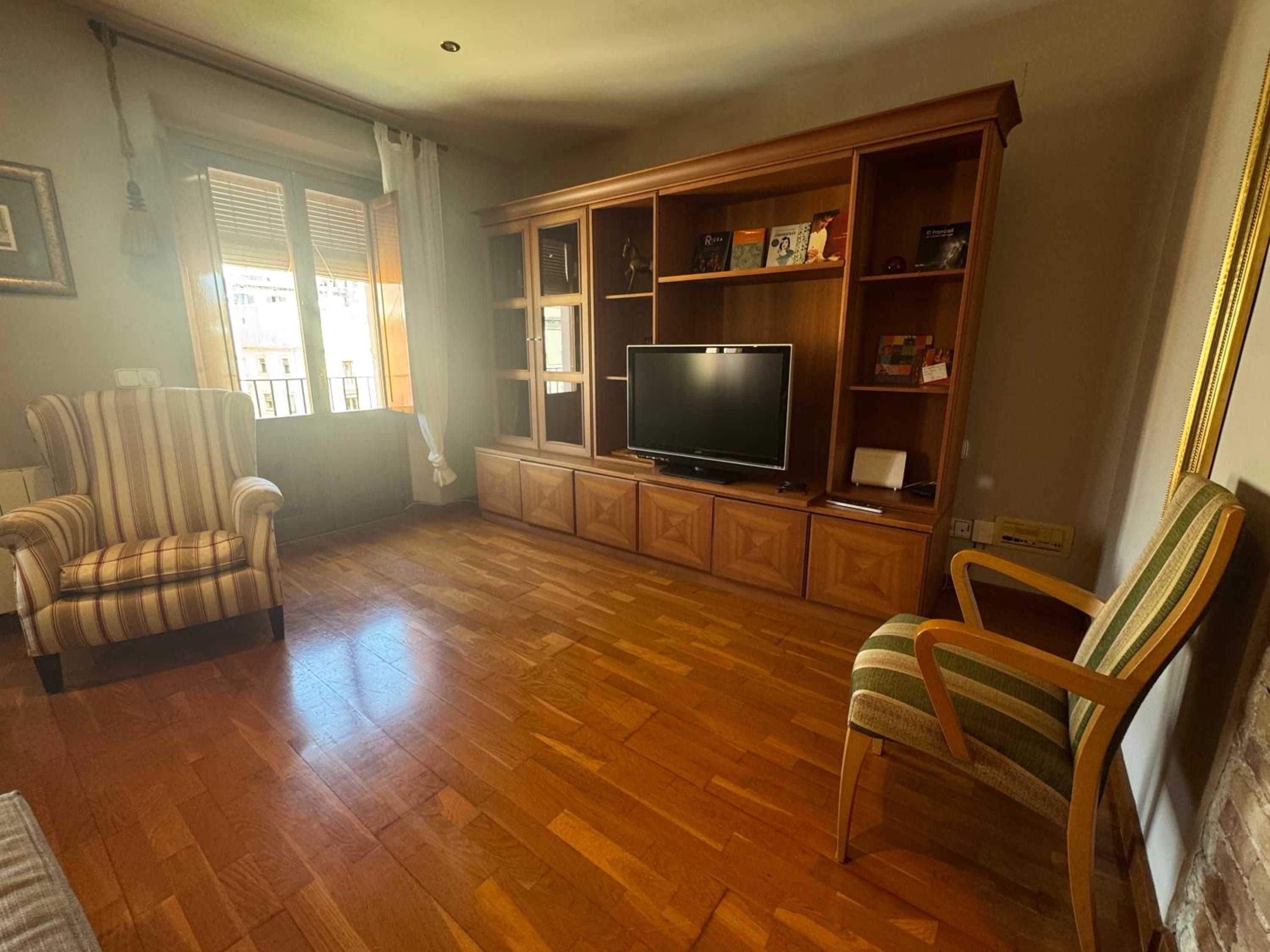 Font27 Apartament