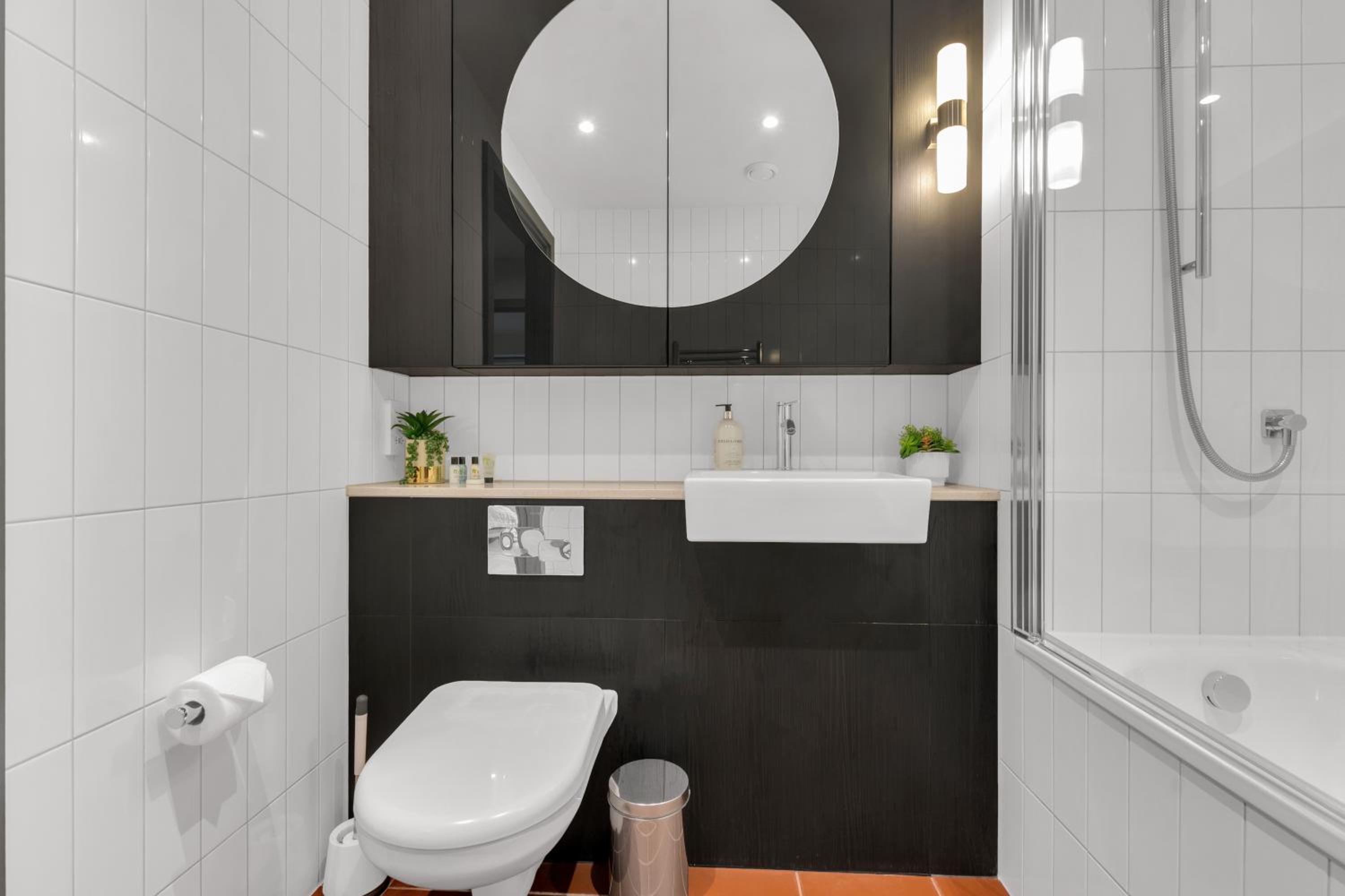 Chic Luna Apartments near Wembley Park by MySquare