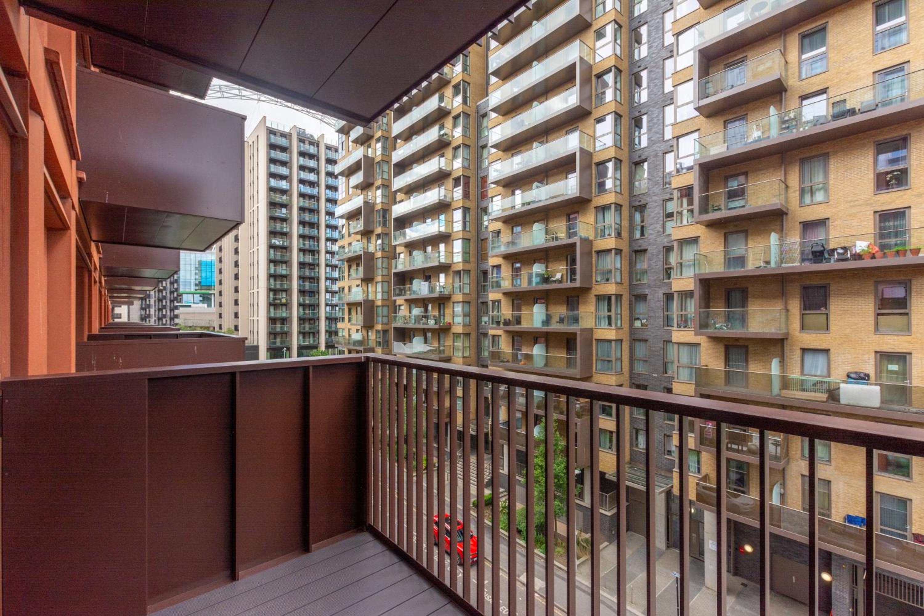 Chic Luna Apartments near Wembley Park by MySquare