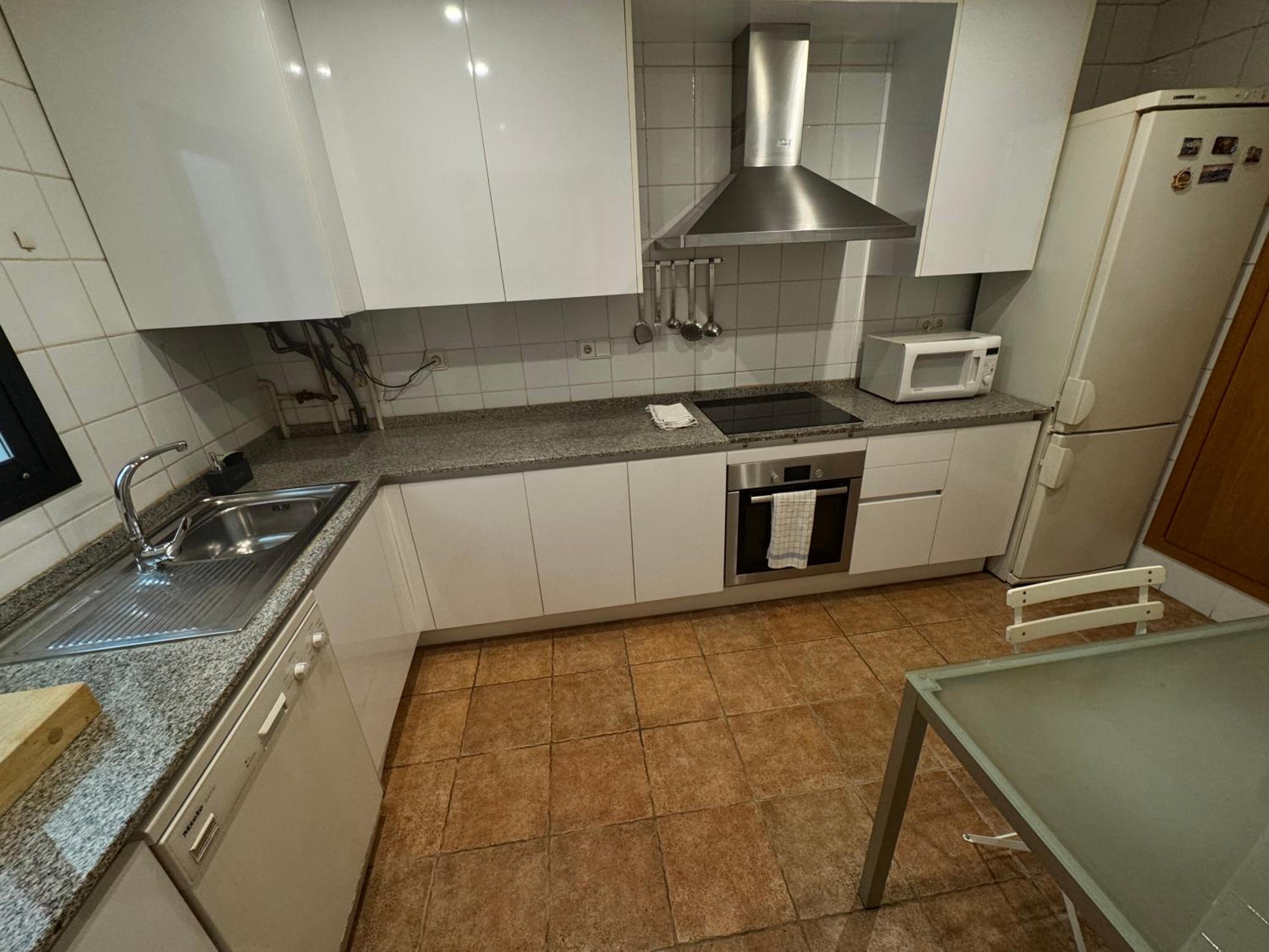 Font27 Apartament