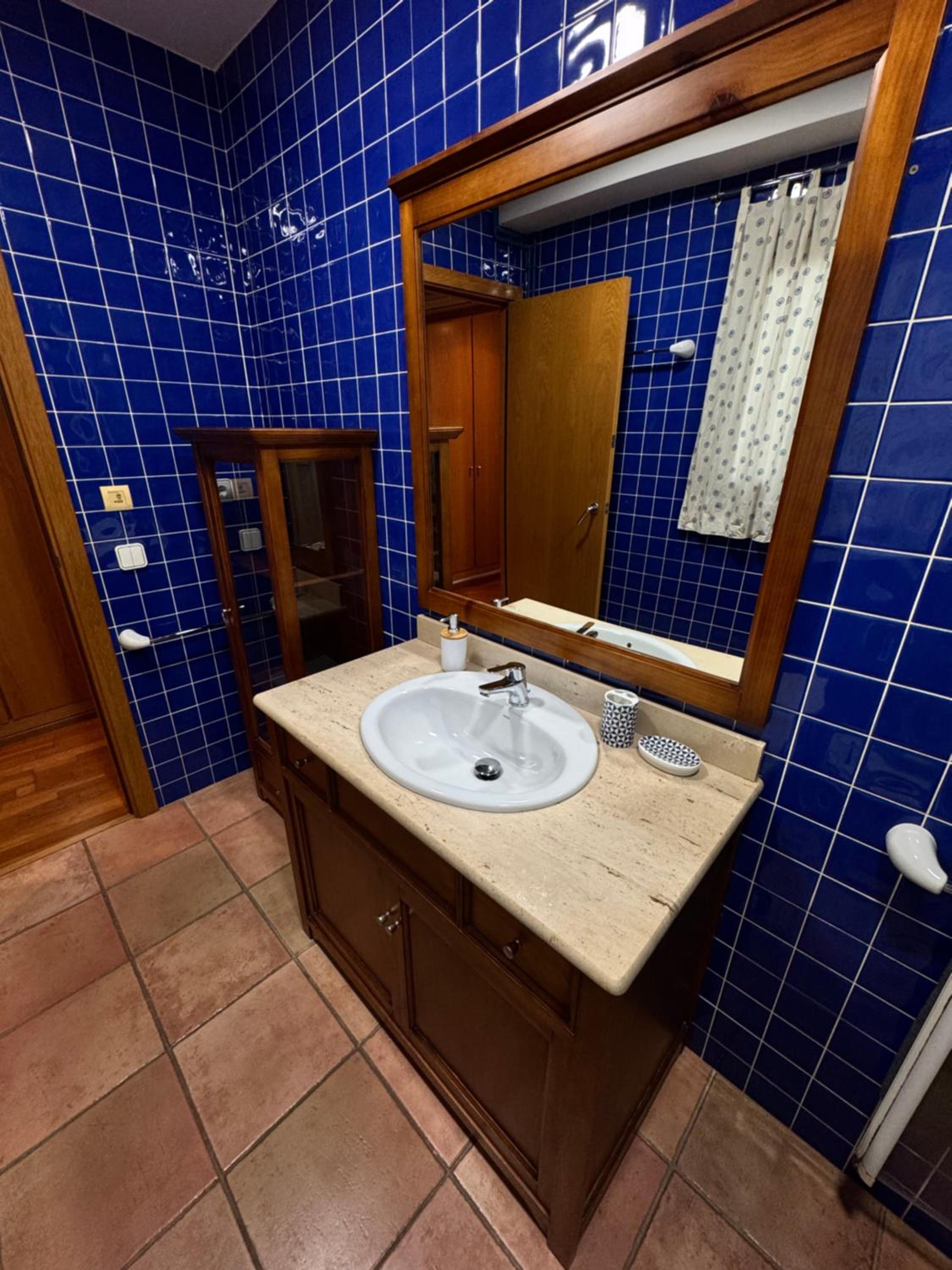 Font27 Apartament