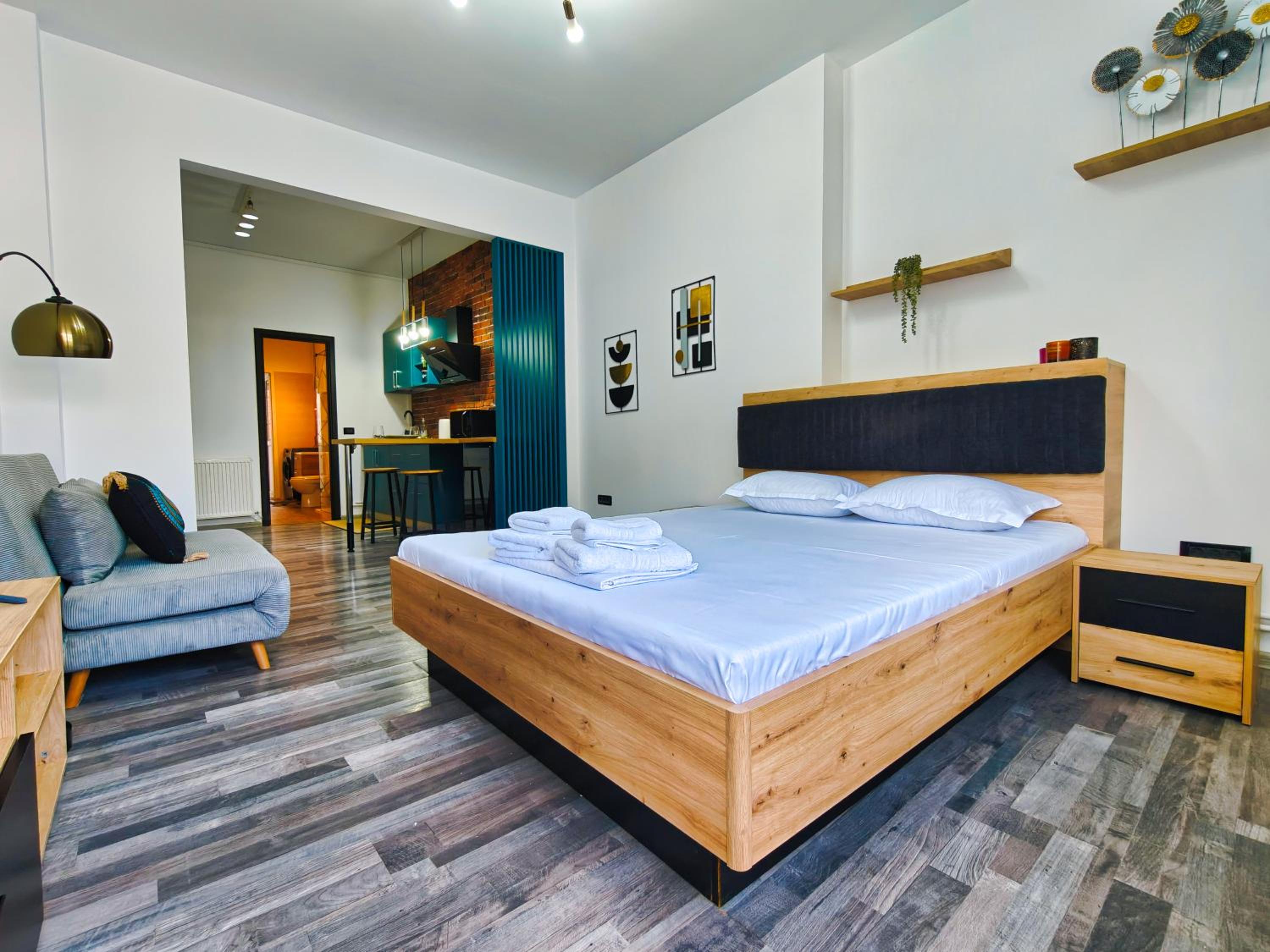 Botev Design Apartments - Walk to Old Town - Pumo Properties