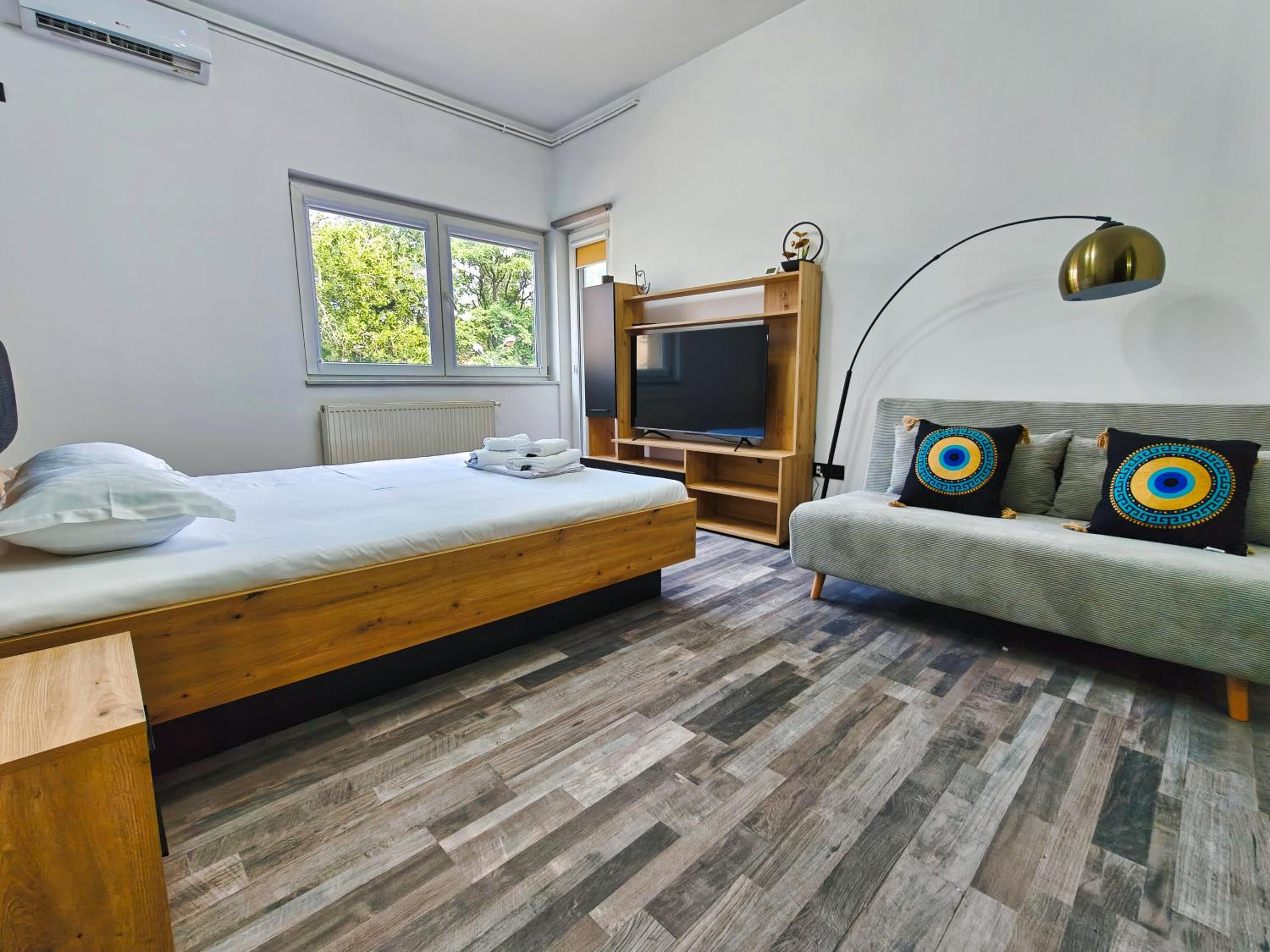Botev Design Apartments - Walk to Old Town - Pumo Properties