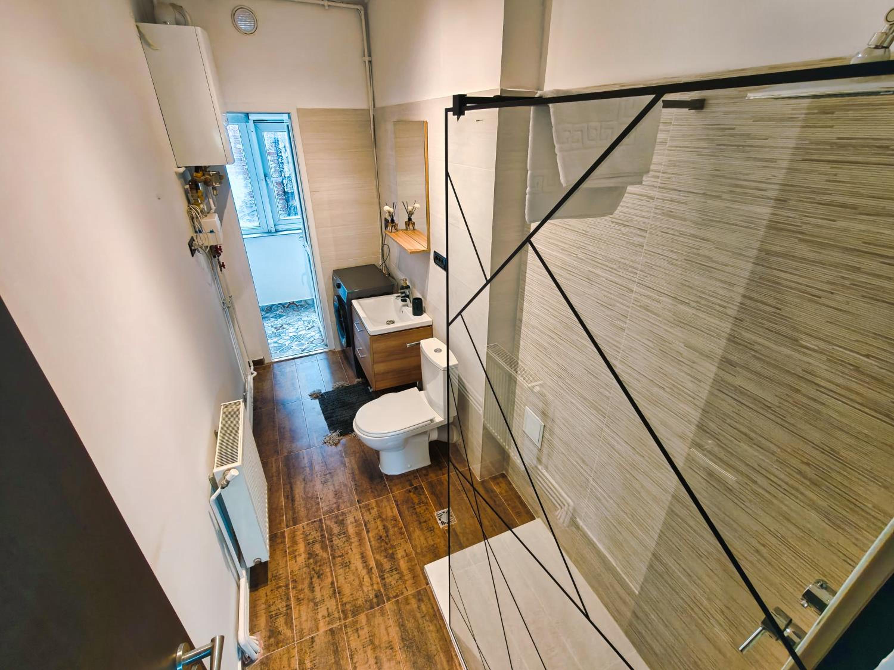Botev Design Apartments - Walk to Old Town - Pumo Properties