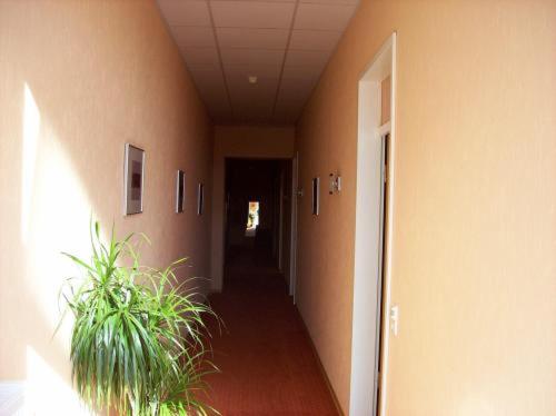 Econo Motel Goelzer
