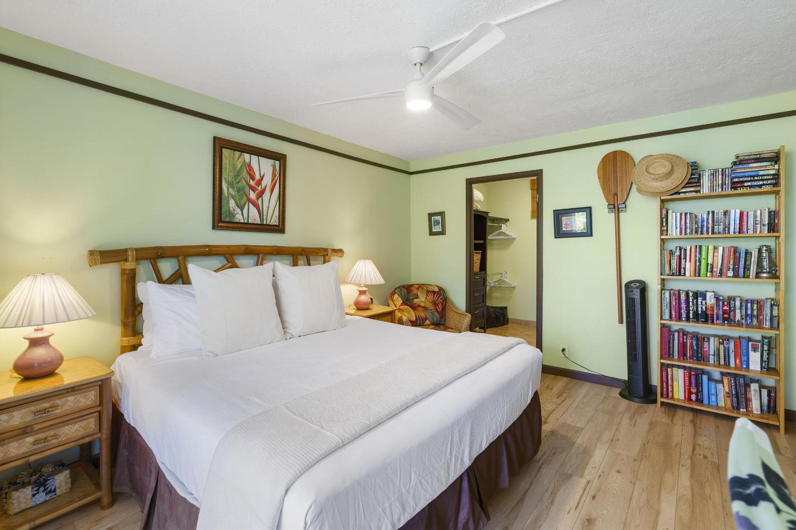 Haleakala Shores A-308 - Ocean/Mountain Views, Stylish 2br/2ba, Lanai, AC, Wi-Fi