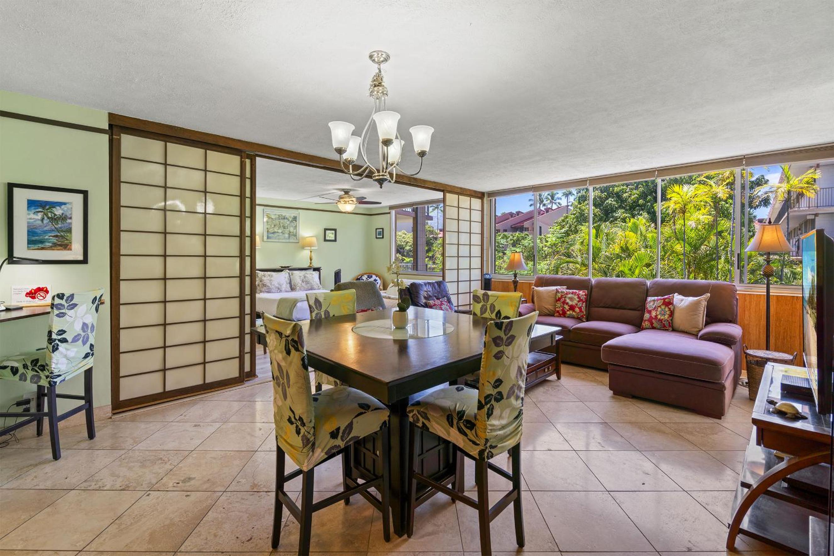 Haleakala Shores A-308 - Ocean/Mountain Views, Stylish 2br/2ba, Lanai, AC, Wi-Fi