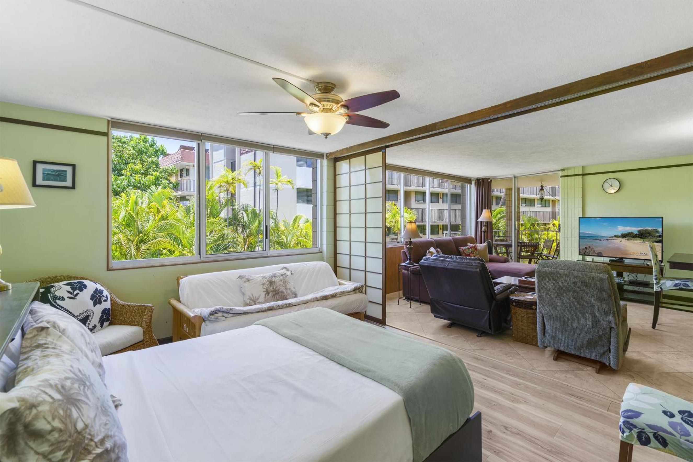 Haleakala Shores A-308 - Ocean/Mountain Views, Stylish 2br/2ba, Lanai, AC, Wi-Fi