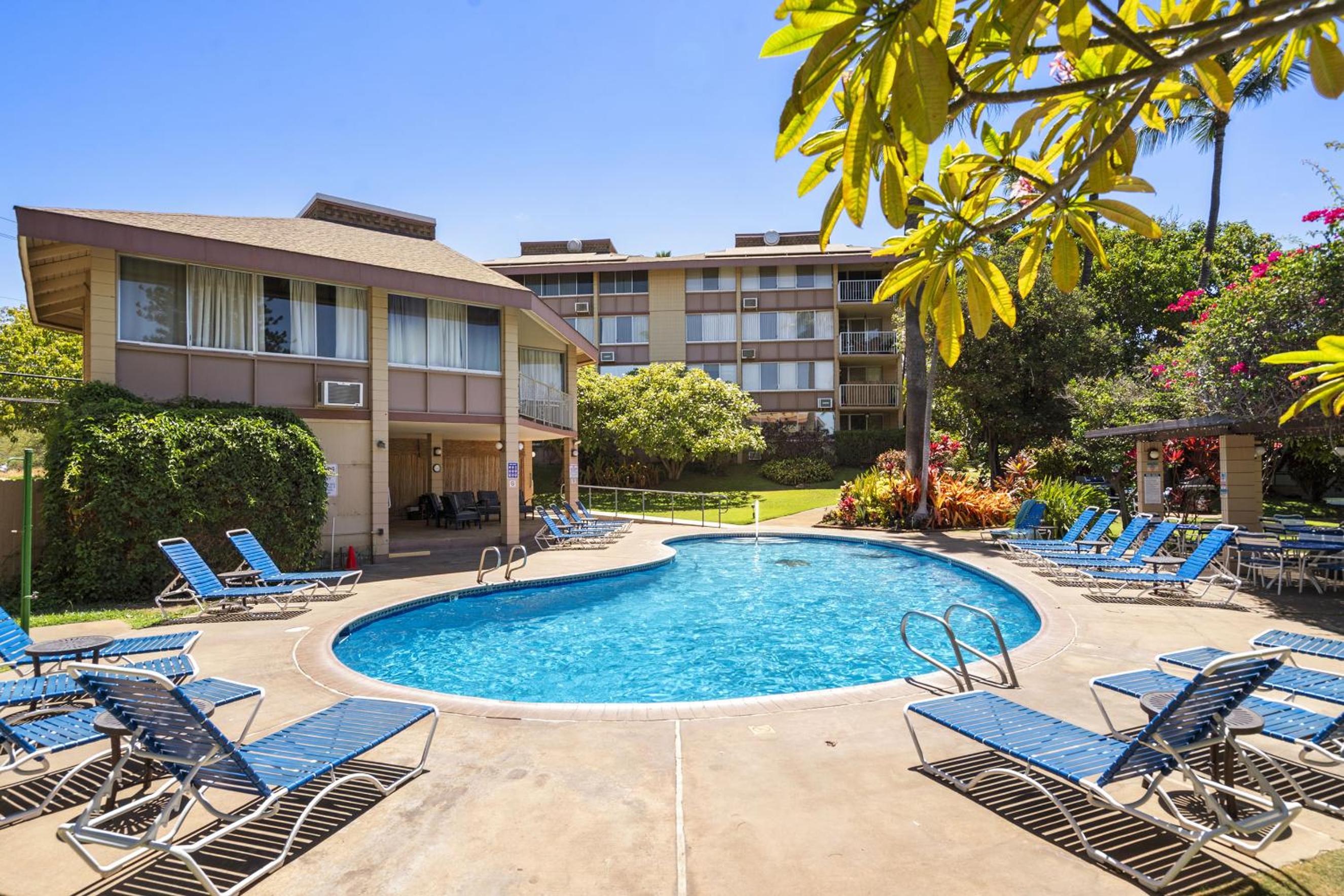 Haleakala Shores A-308 - Ocean/Mountain Views, Stylish 2br/2ba, Lanai, AC, Wi-Fi
