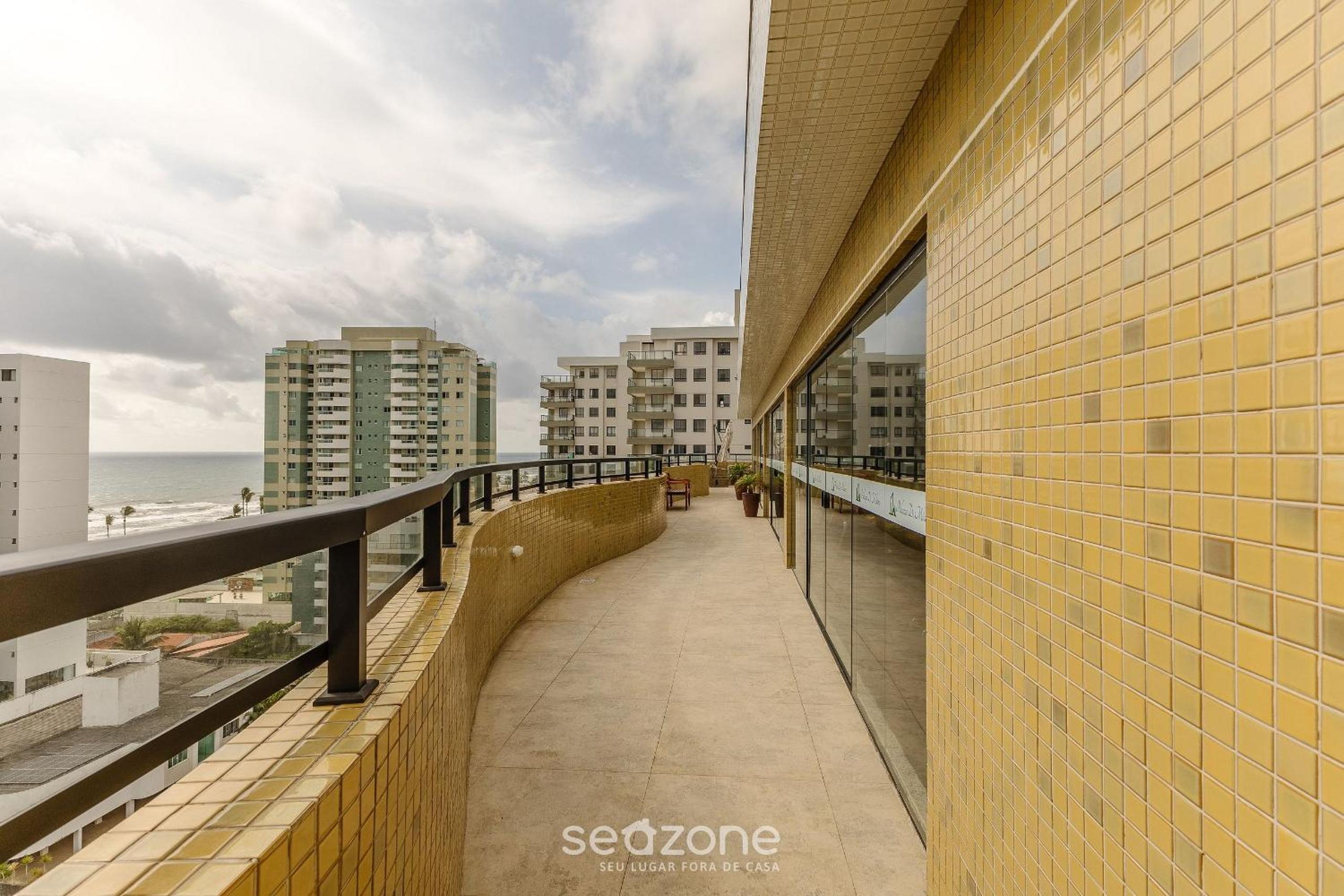 Fully equipped apartments in building 400m from the beach - PZO