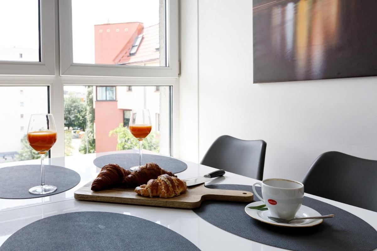 Chic Apartments - Cozy and Stylish - City Center - Legnicka