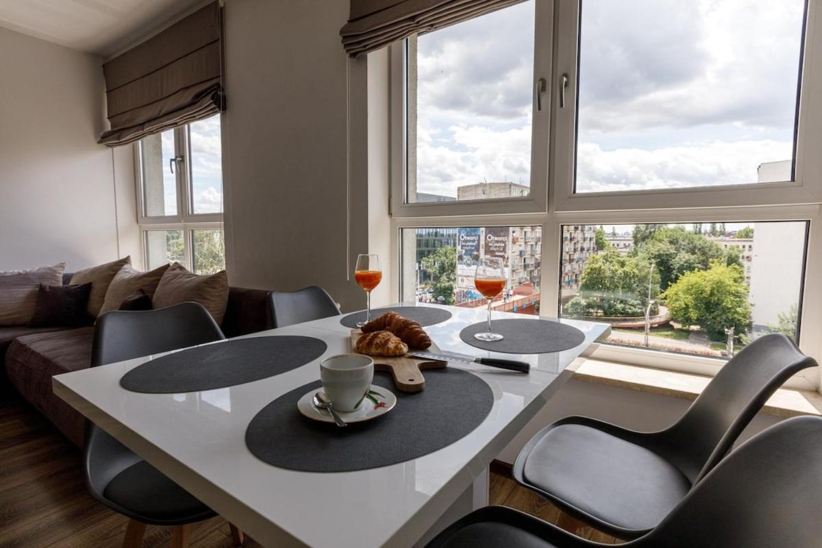 Chic Apartments - Cozy and Stylish - City Center - Legnicka