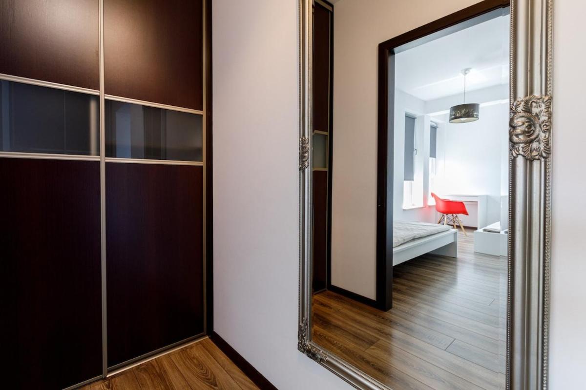 Chic Apartments - Cozy and Stylish - City Center - Legnicka