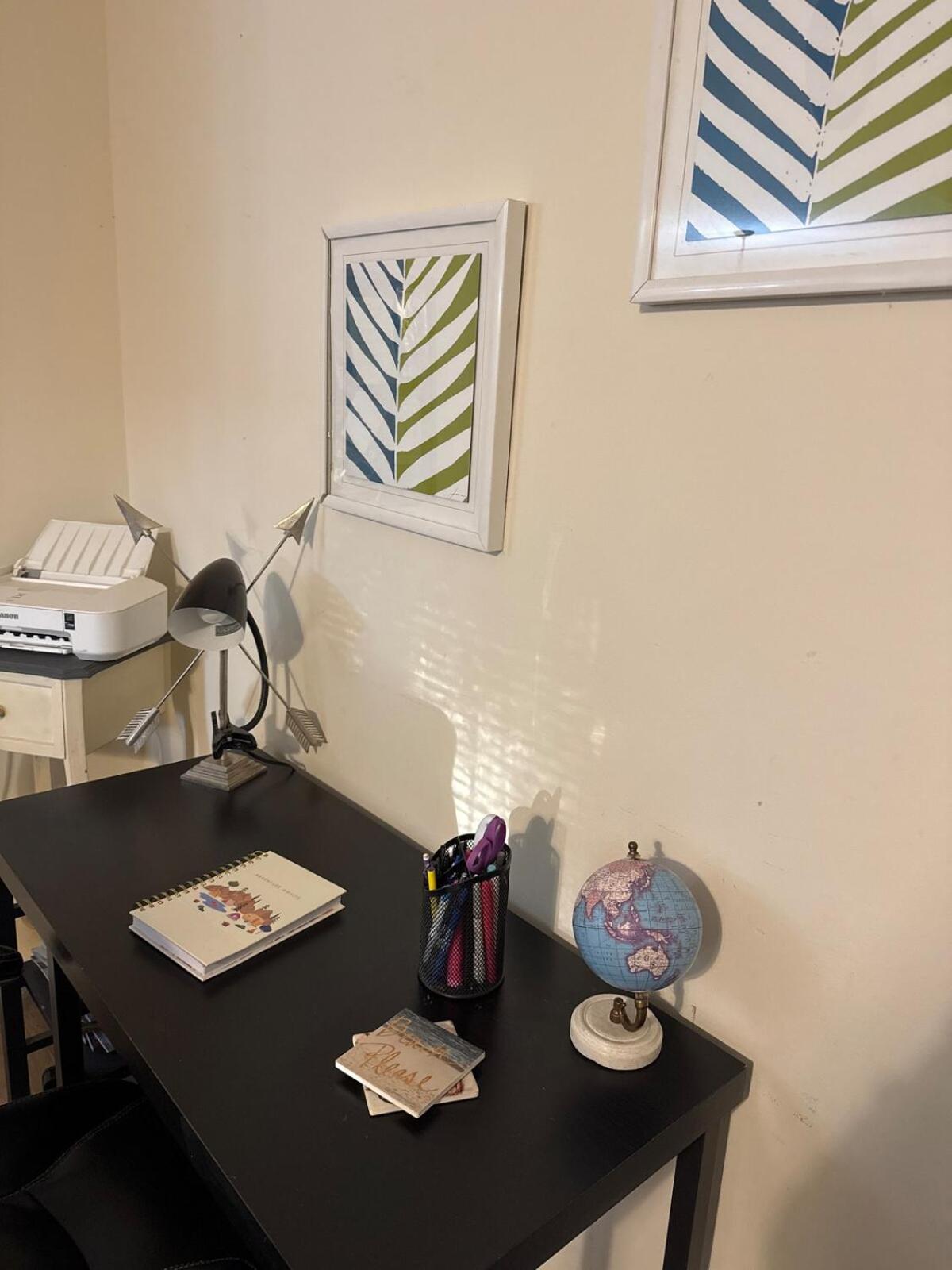 Sandfly Charm sleeps 8