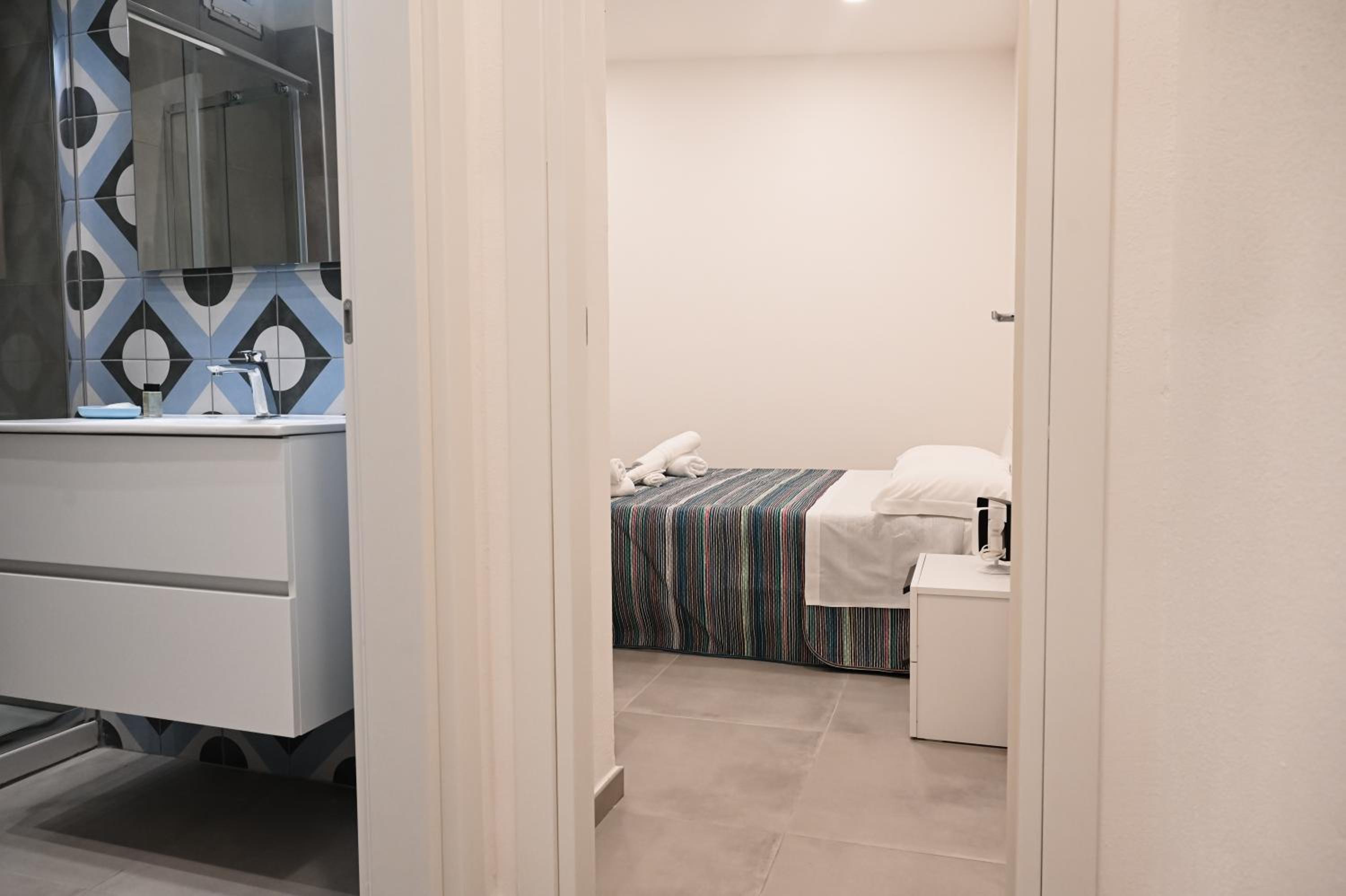 Dimora Domitia - Apartments