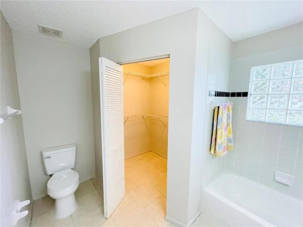 Relaxing Getaway in Sarasota Great Location Whole House