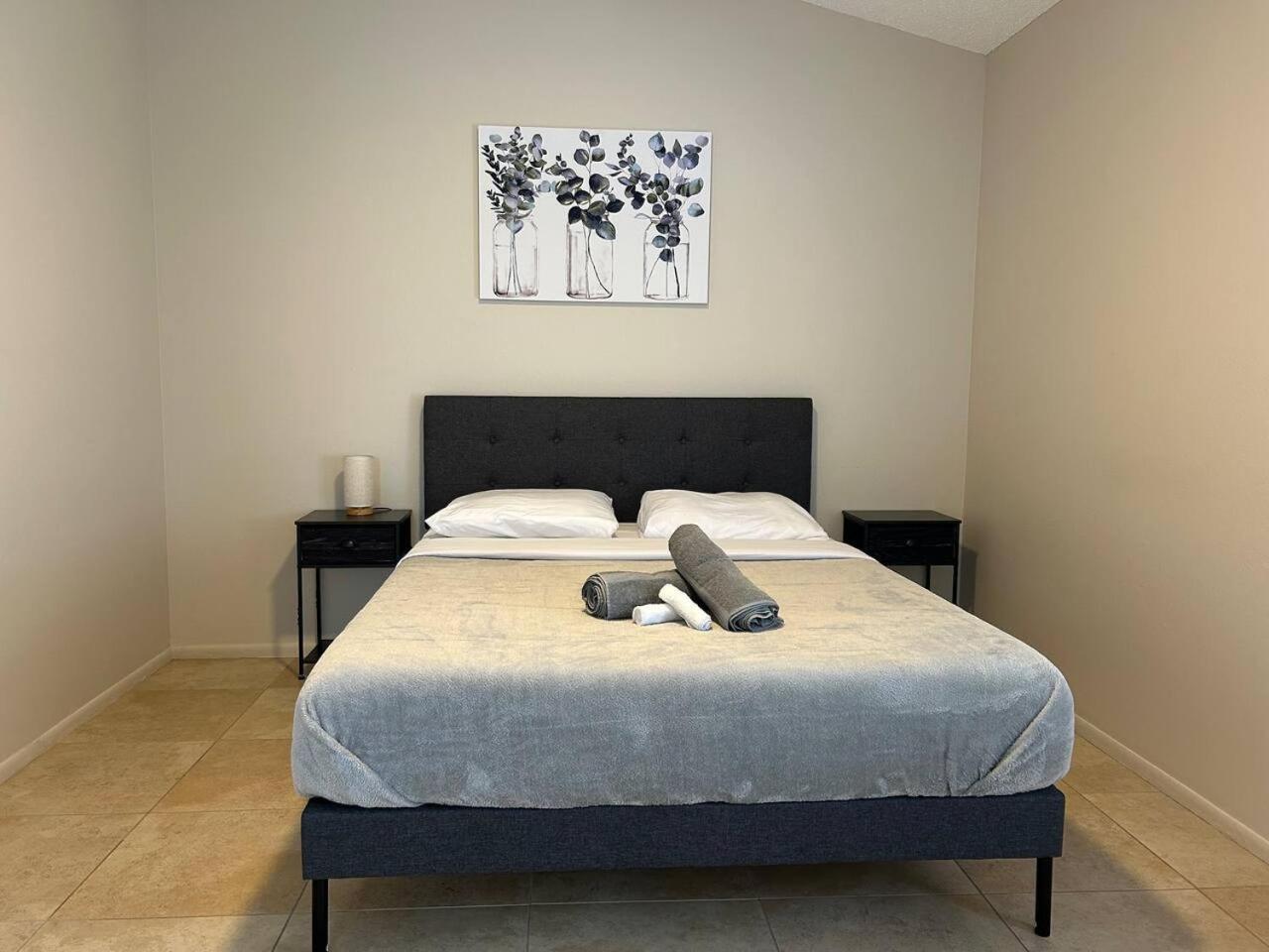 Quiet Cozy Private Room Perfect for Work or Vacation RM2 shared home