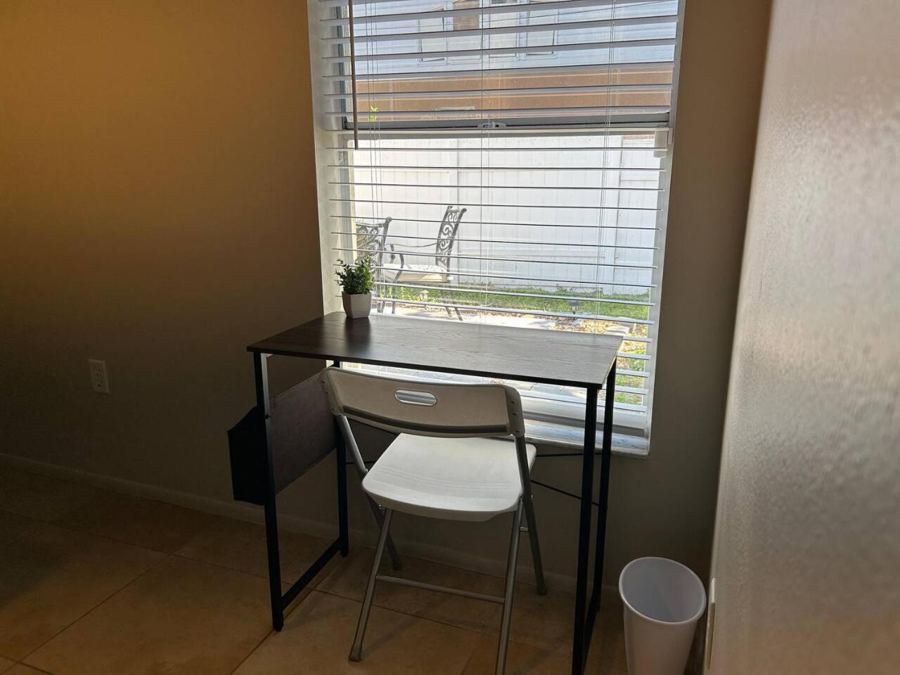 Quiet Cozy Private Room Perfect for Work or Vacation RM2 shared home