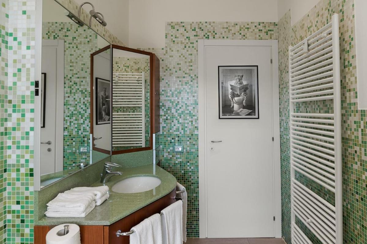 Como Hillview Apartment by Aura Luxury Collection