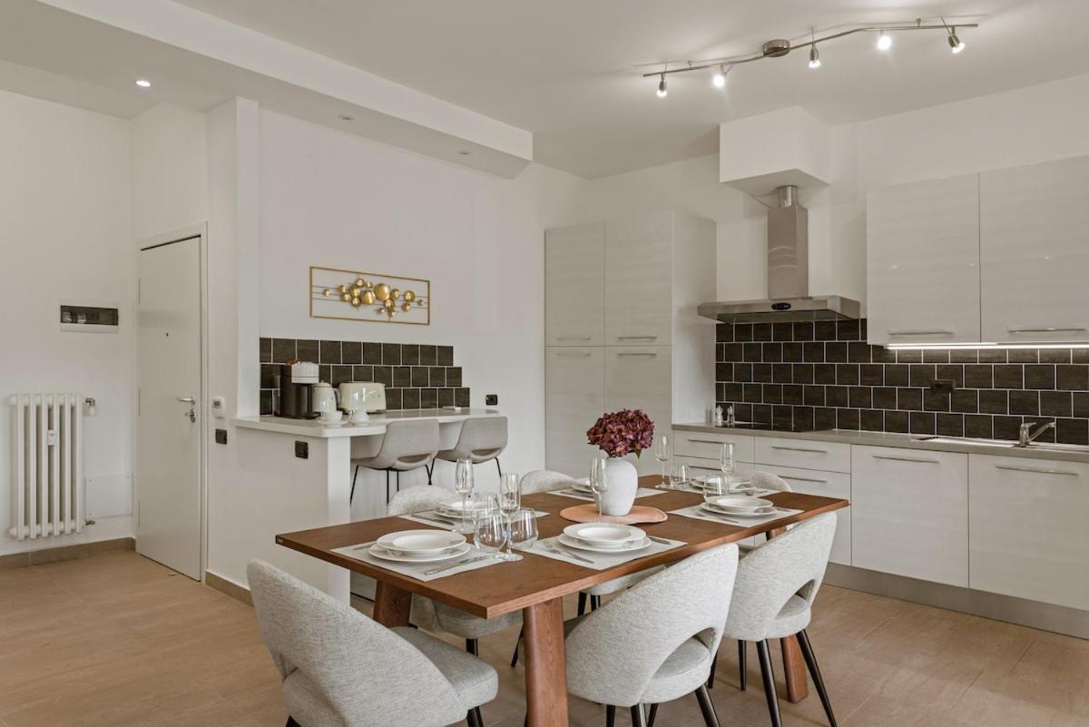 Como Hillview Apartment by Aura Luxury Collection