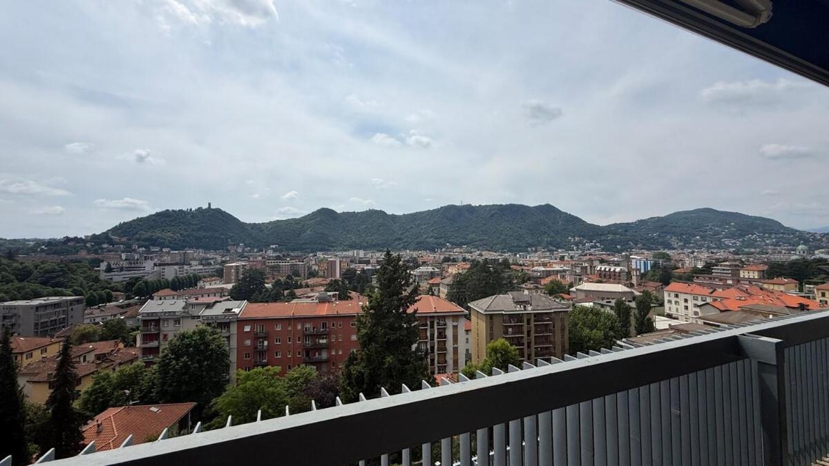 Como Hillview Apartment by Aura Luxury Collection