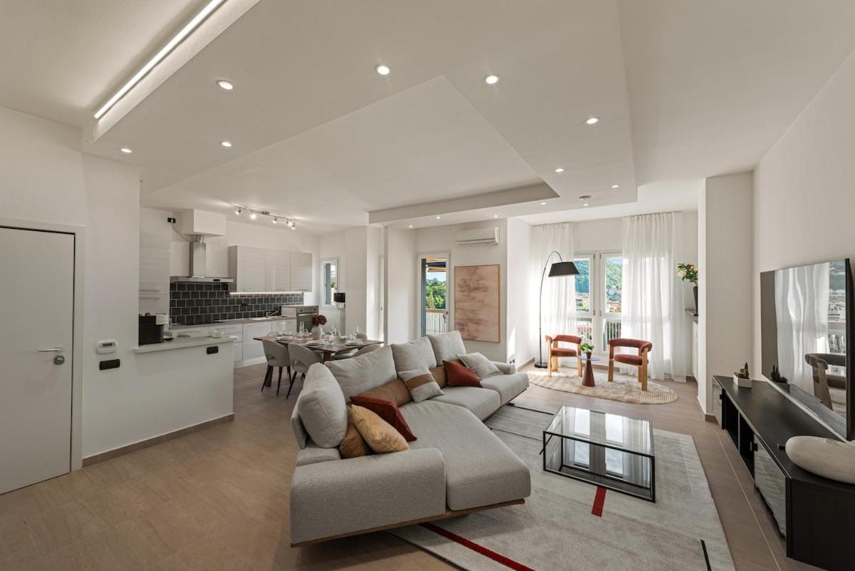 Como Hillview Apartment by Aura Luxury Collection