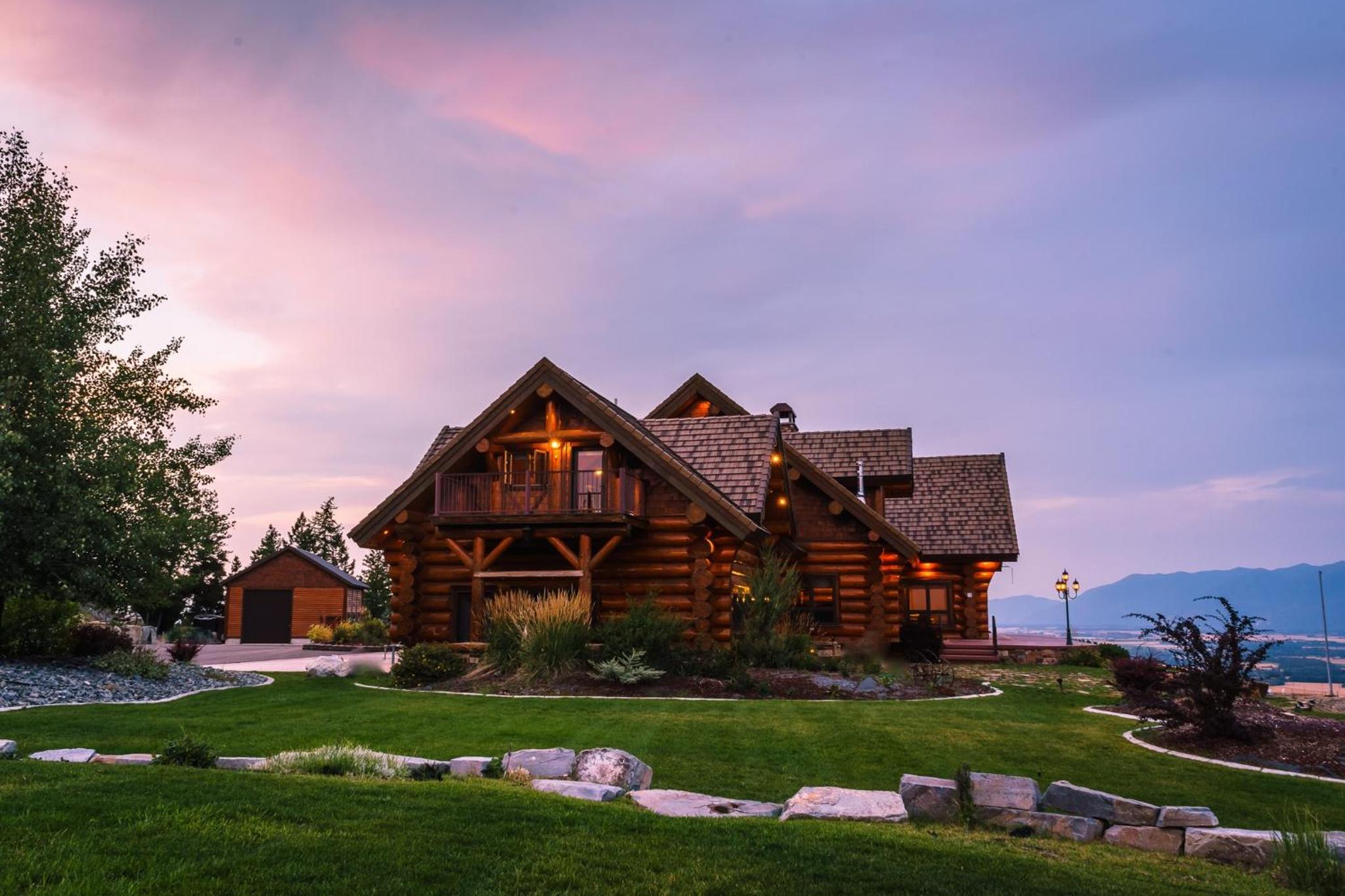 Coyote Bluff Estate