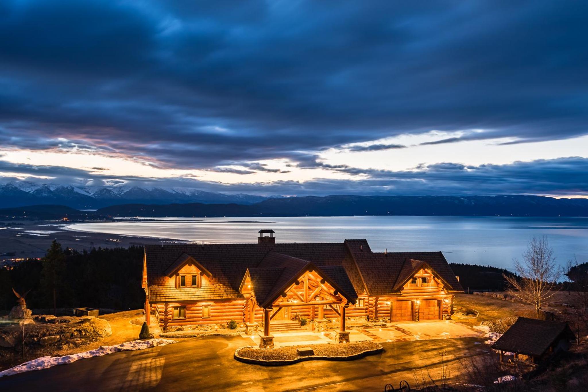 Coyote Bluff Estate