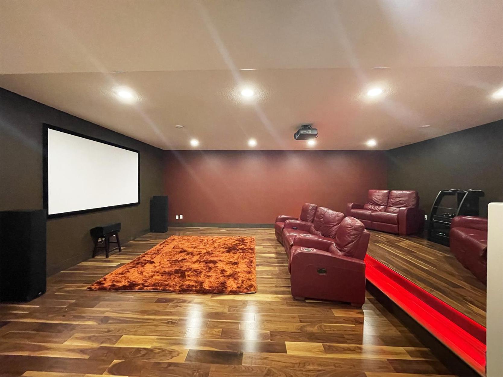 A Gorgeous Mansion for Jasper Vacation