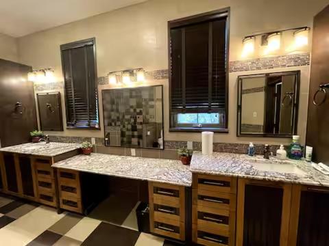 A Gorgeous Mansion for Jasper Vacation
