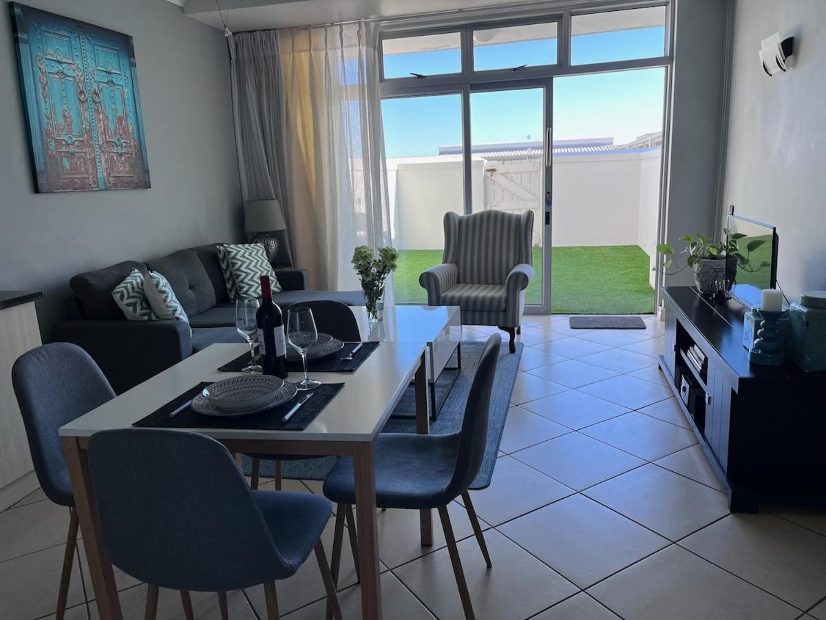 EasyCapeTown - Entire Flat in Big Bay