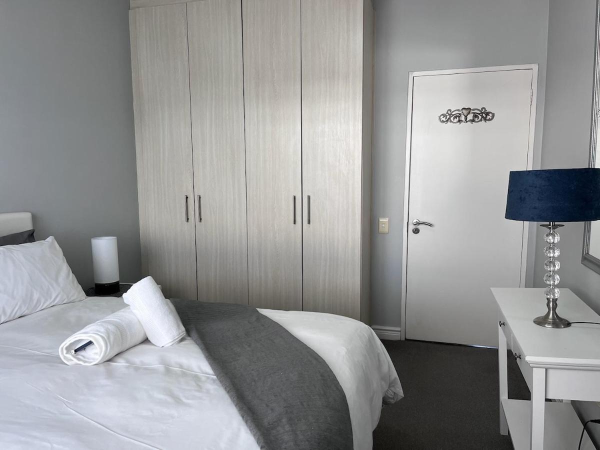 EasyCapeTown - Entire Flat in Big Bay