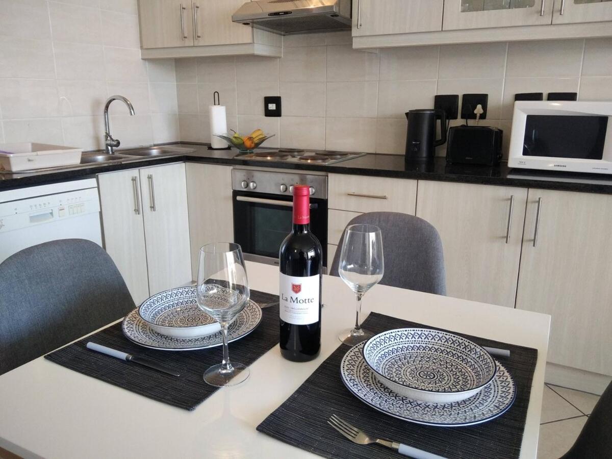 EasyCapeTown - Entire Flat in Big Bay