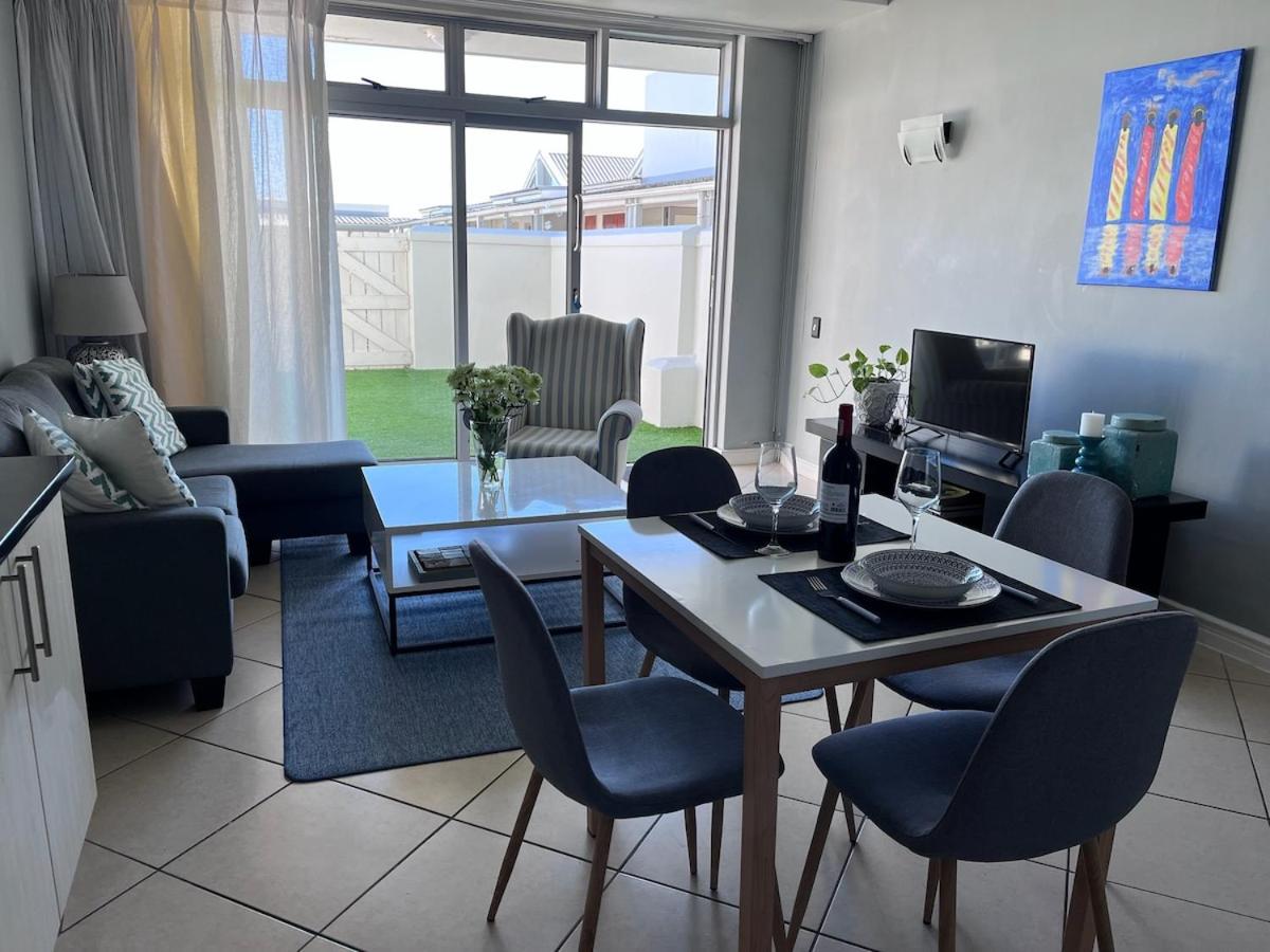 EasyCapeTown - Entire Flat in Big Bay