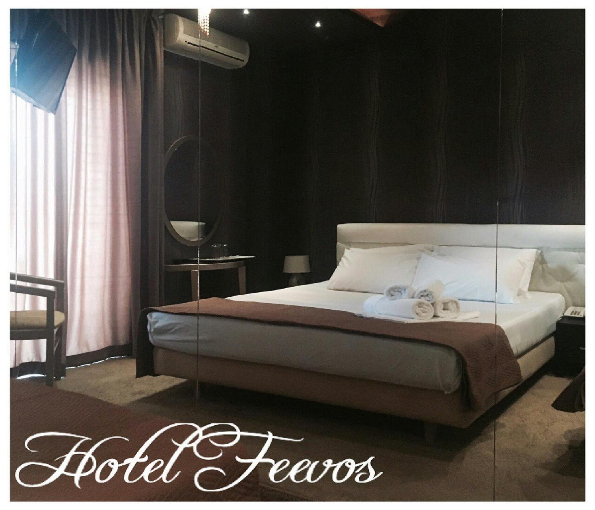 Feevos en Piraeus — other