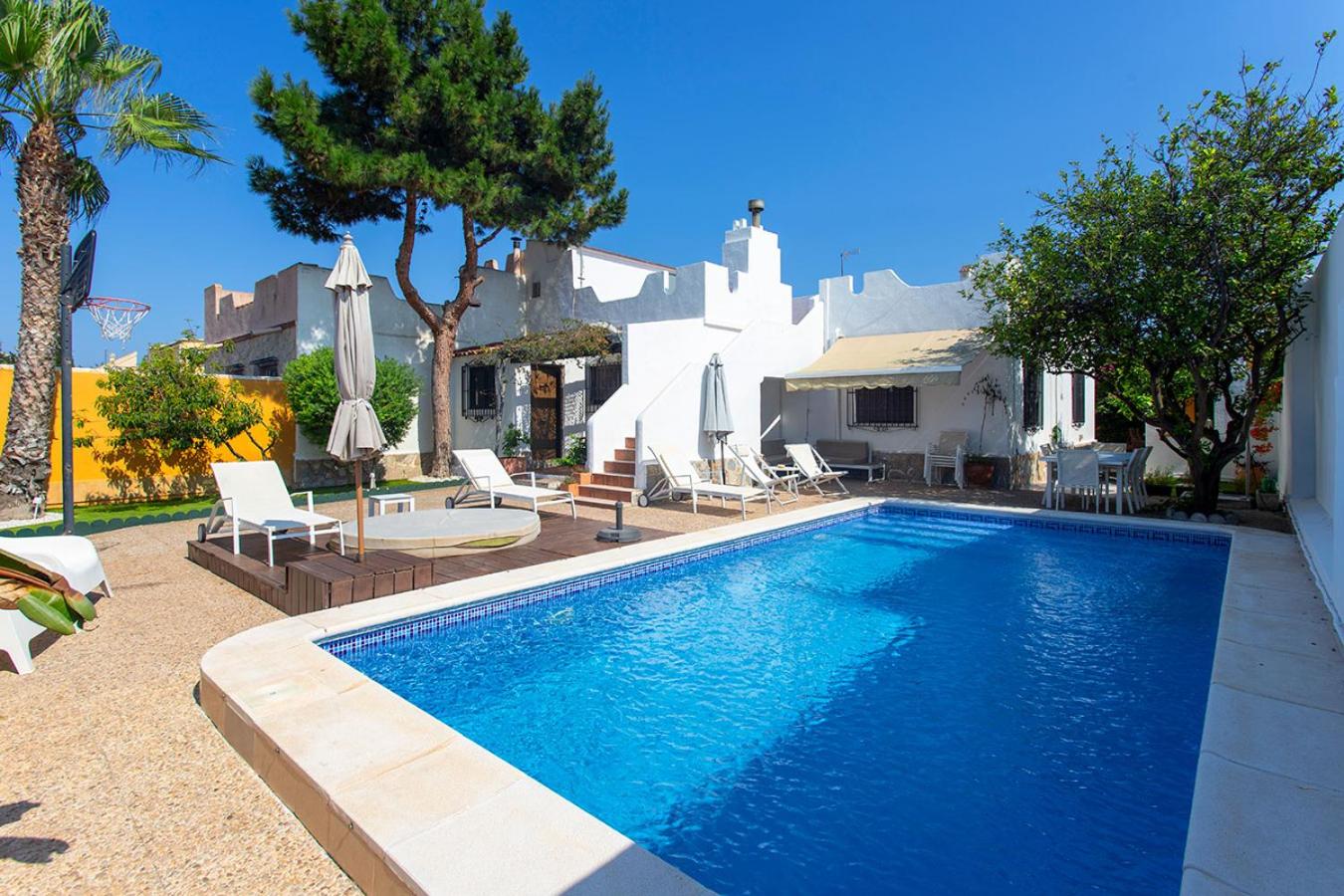 Villa Blanca