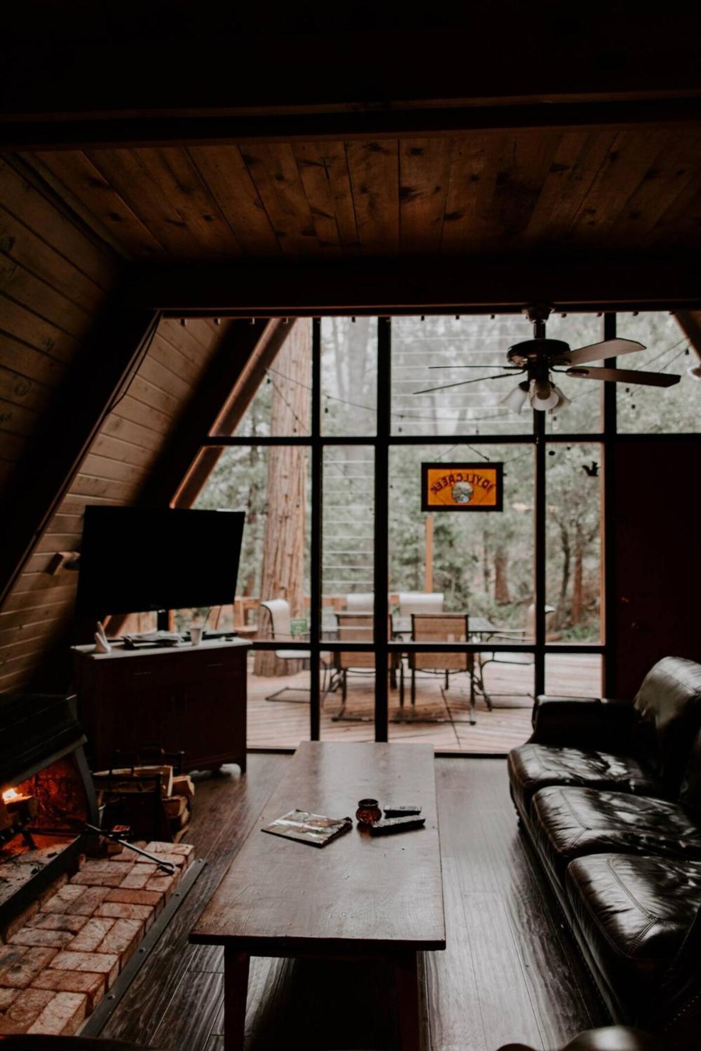 Idyllcreek Landmark A-Frame 14mi Town